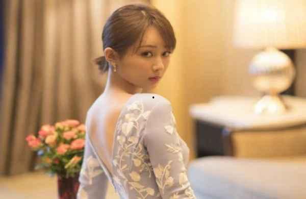 杨紫吃瓜娱乐圈八卦视频